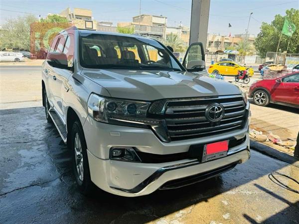 Toyota for sale in Iraq